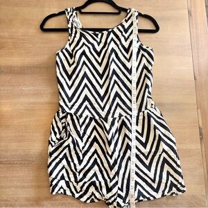 Ivory & Black Chevron Print Rayon Pocket Front Open Back Romper, Size S